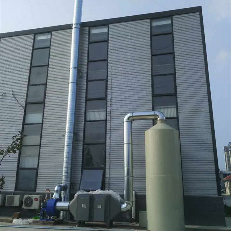    酸氣廢氣處理采用水噴淋塔+UV光解廢氣凈化組合來對廢氣進(jìn)行凈化，適合于連續(xù)和間歇排放廢氣的治理；