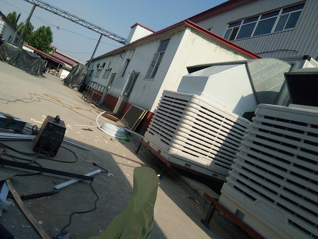 高效冷風機，濕簾風機，負壓風機降溫哪種好